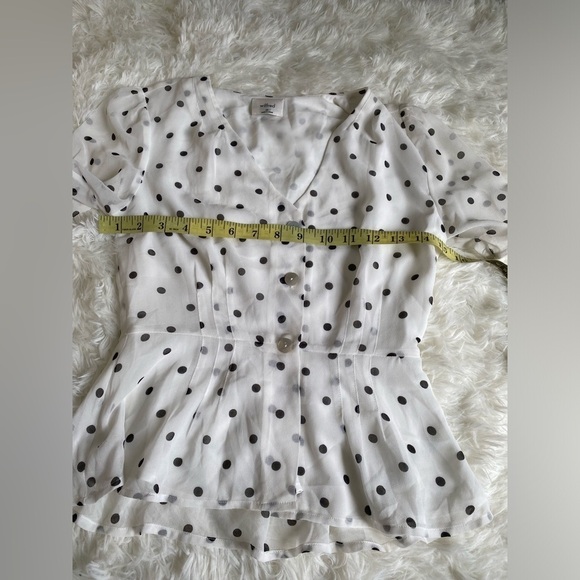 Aritzia Wilfred Button-Front Blouse - Picture 4 of 10